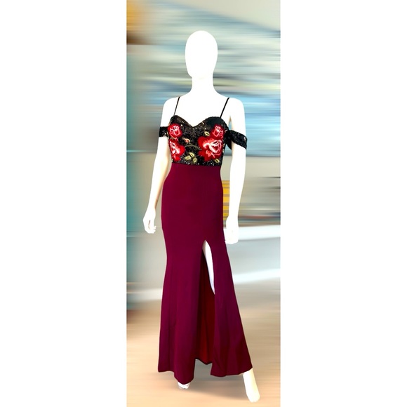 Soieblu Dresses & Skirts - Beautiful red wine sequin embroidered gown S M L